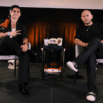 “Quiero ser un criminal”. El actor Diego Tinoco se sincera con Lex Borrero en el podcast “You vs You”