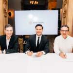 CARLOS RIVERA renueva su compromiso artístico con SONY MUSIC MÉXICO.