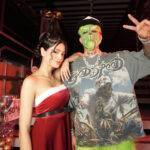 Famosa influencer Pao Ruiz obliga a Westcol a maquillarse.