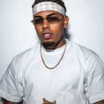 MYKE TOWERS CIERRA EL 2025 EN CIMA: UN AÑO DE DOMINIO RADIAL, PREMIOS, GIRA GLOBAL Y VICTORIAS SILENCIOSAS.