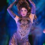 SHAKIRA logra la gira con la mayor recaudación en la historia de la música latina LAS MUJERES YA NO LLORAN WORLD TOUR