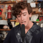 GUITARRICADELAFUENTE estrena su TINY DESK CONCERT.