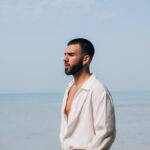 MANUEL TURIZO PRESENTA SU NUEVO ÁLBUM APAMBICHAO.