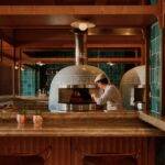 Pizzeria Della Chiesa abre dentro del histórico Teatro Cartagena en Four Seasons