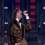 DAVID BISBAL EMOCIONA EN ‘OPERACIÓN TRIUNFO ESTADOS UNIDOS’ CON “EL AMAR Y EL QUERER” COMO HOMENAJE A JOSÉ JOSÉ