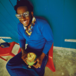 LEON BRIDGES lanza 4 nuevas canciones: «TALK IT OVER», «HAPPINESS ANYTIME», «ALL DAY, ALL NIGHT (FT. LYDIA KITTO)» Y «FLY BABY»