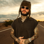 Farruko reafirma su versatilidad musical con “QUE TALENTO”